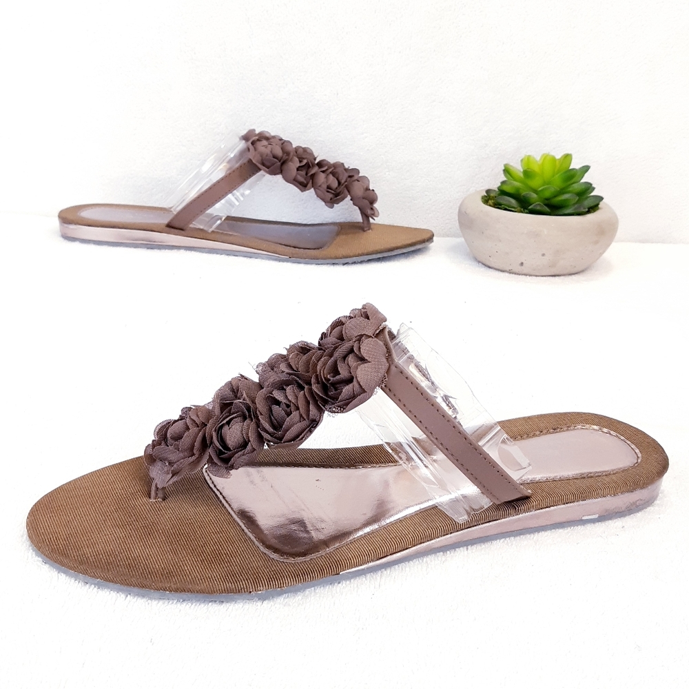 SIMPLY VERA VERA WANG MUSHROOM SANDALS